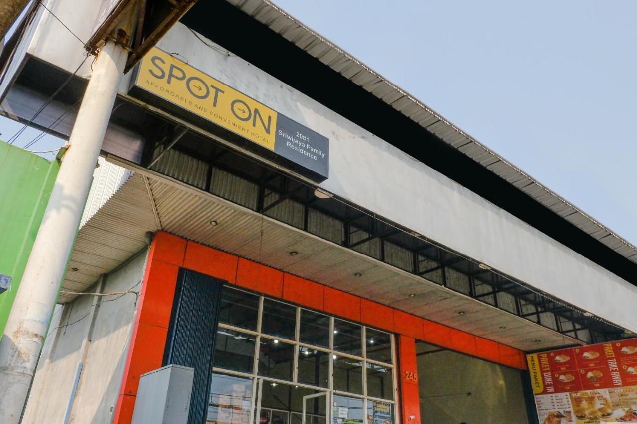 SPOT ON 2081 Sriwijaya Family Residence Lawang Dış mekan fotoğraf
