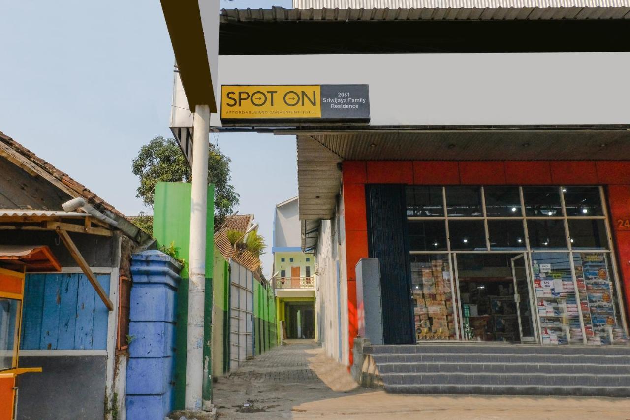 SPOT ON 2081 Sriwijaya Family Residence Lawang Dış mekan fotoğraf